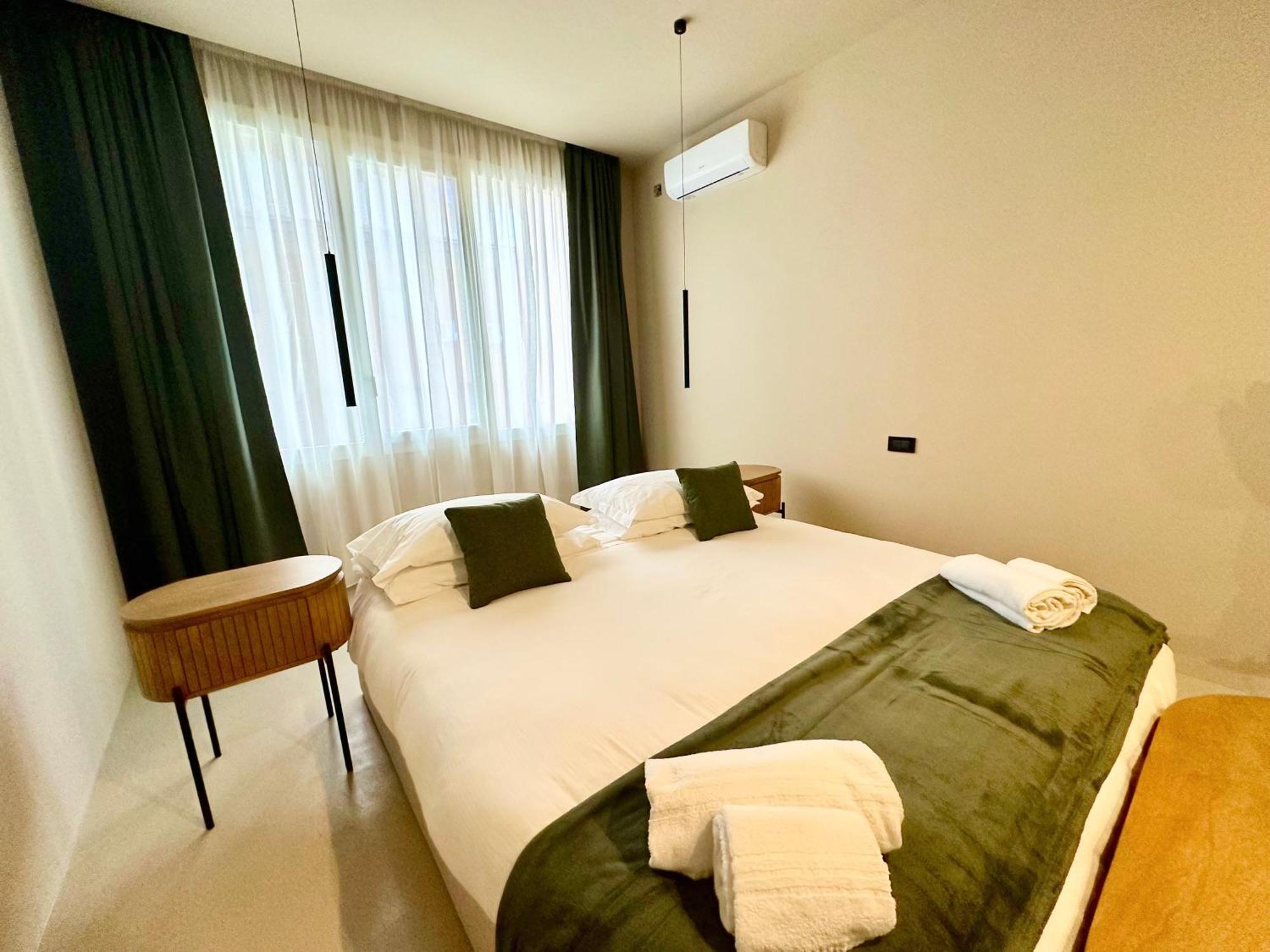 Bed and Breakfast Carbone XXI Катанія Екстер'єр фото